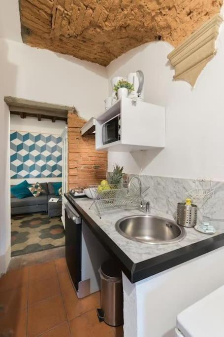 F2 - Santa Croce One Bedroom Flat 2 To 4 Guests Apartment
