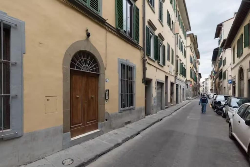 F2 - Santa Croce One Bedroom Flat 2 To 4 Guests *